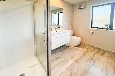 Photo of property in 12 Lesser Close, Rolleston, 7615