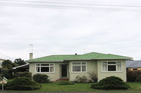 Photo of property in 25 Carlisle Street, Levin, 5510