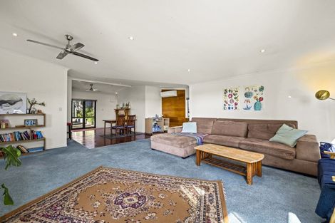Photo of property in 4 Bay View Road, Raglan, 3225