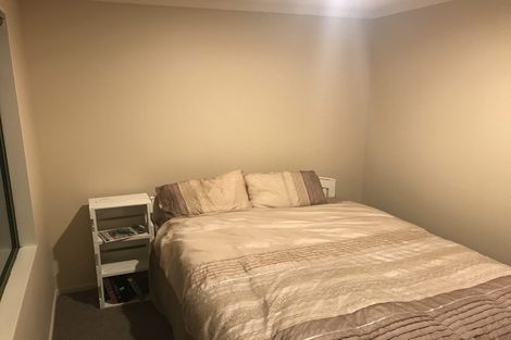 Photo of property in 26 Hewlett Road, Massey, Auckland, 0614