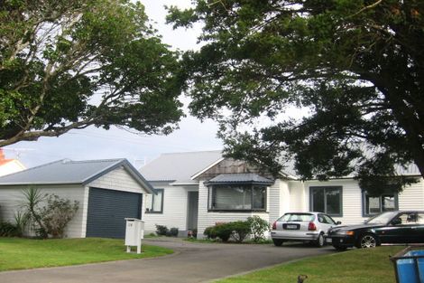 Photo of property in 20 Guthrie Street, Waterloo, Lower Hutt, 5011