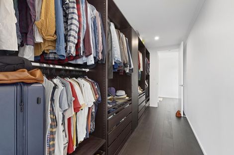 Photo of property in 229 Hillcrest Road, Wainui, 0931