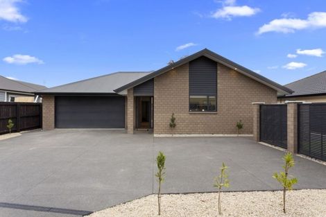 Photo of property in 10 Highfield Lane, Rangiora, 7400