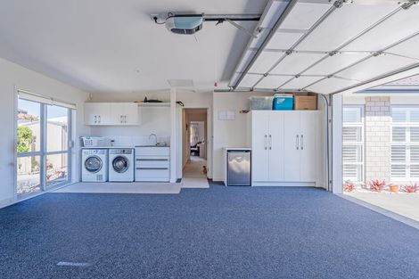 Photo of property in 32 Aquila Drive, Whitianga, 3510