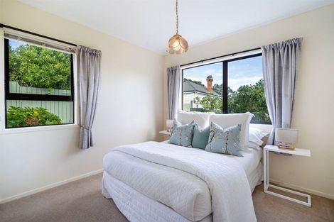 Photo of property in 2a Takarunga Road, Devonport, Auckland, 0624