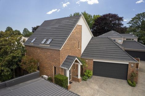 Photo of property in 2/187c Waimea Terrace, Beckenham, Christchurch, 8023