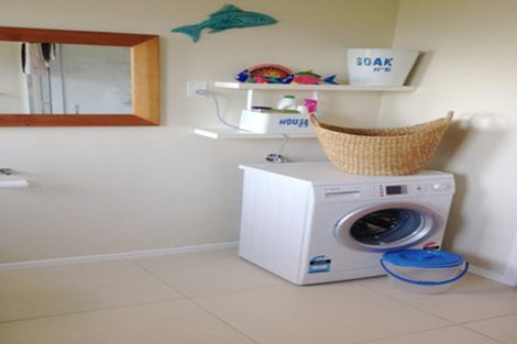 Photo of property in 138 Mokoia Road, Chatswood, Auckland, 0626