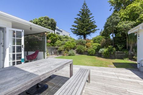 Photo of property in 131 Rosetta Road, Raumati South, Paraparaumu, 5032