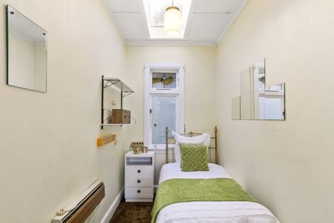 Photo of property in 5 Mana Street, Vogeltown, Wellington, 6021