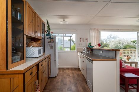 Photo of property in 49 Matuku Street, Two Mile Bay, Taupo, 3330