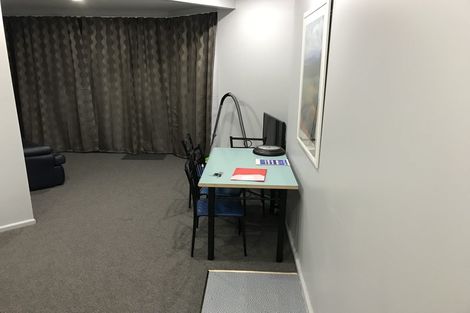 Photo of property in Terrace Garden Apartments, 1e/120 The Terrace, Wellington Central, Wellington, 6011