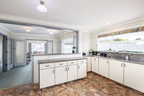 Photo of property in 45 Cutfield Road, New Plymouth, 4310