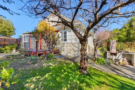 Photo of property in 82 Latham Street, Marewa, Napier, 4110