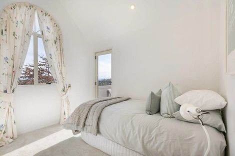 Photo of property in 130 Margaret Avenue, Havelock North, 4130