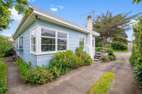 Photo of property in 102 Rosetta Road, Raumati South, Paraparaumu, 5032