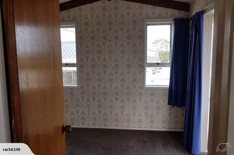 Photo of property in 18 Shakespear Road, Army Bay, Whangaparaoa, 0930