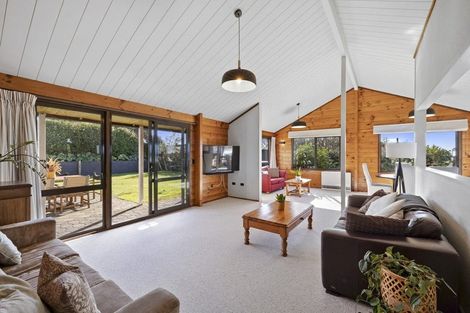 Photo of property in 72a Tukapa Street, Westown, New Plymouth, 4310