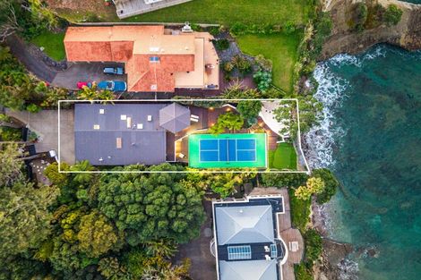 Photo of property in 72 Cliff Road, Torbay, Auckland, 0630