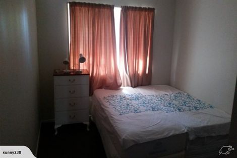 Photo of property in 1/20 Halldene Terrace, Red Beach, 0932