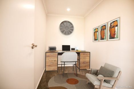 Photo of property in 73 Tahuna Minhinnick Drive, Glenbrook, 2681