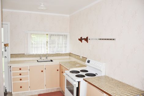Photo of property in 11 Hillside Crescent, Leigh, 0985