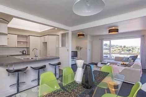 Photo of property in 171 Miromiro Road, Normandale, Lower Hutt, 5010