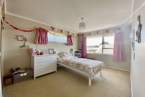 Photo of property in 75 Georgina Street, Marshland, Christchurch, 8083