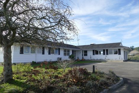 Photo of property in 225 Durham Drive, Havelock North, 4130