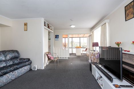 Photo of property in 34 Ellis Avenue, Mount Roskill, Auckland, 1041