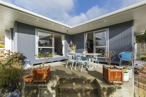 Photo of property in 16 Sandstrom Grove, Feilding, 4702