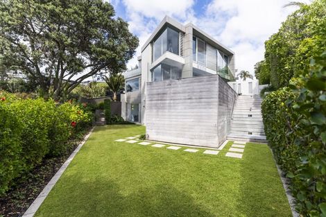 Photo of property in 11a Bournemouth Terrace, Murrays Bay, Auckland, 0630