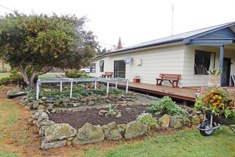 Photo of property in 5 Ord Street, Herbert, Oamaru, 9495
