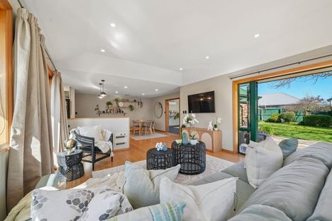 Photo of property in 8b Thompsons Road, Belfast, Christchurch, 8051