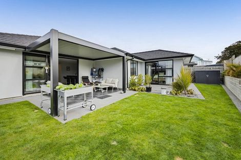 Photo of property in 2 Atea Place, Hawera, 4610