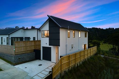 Photo of property in 33 Biokovo Street, Massey, 0614