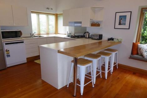 Photo of property in 53 Nevay Road, Miramar, Wellington, 6022