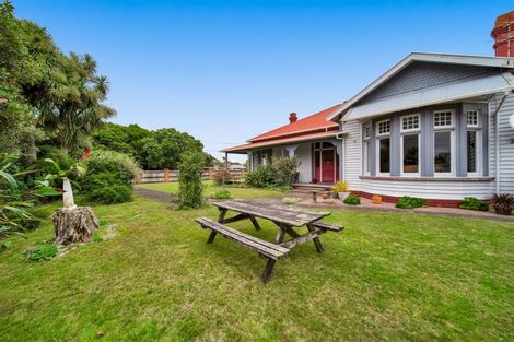 Photo of property in 3 Cameron Street, Hawera, 4610