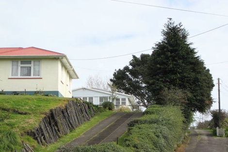 Photo of property in 32a Seaview Road, Marfell, New Plymouth, 4310