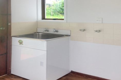 Photo of property in 2/35 Sandiacre Way, Browns Bay, Auckland, 0630