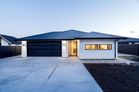 Photo of property in 39 Anderton Crescent, Mosgiel, 9024