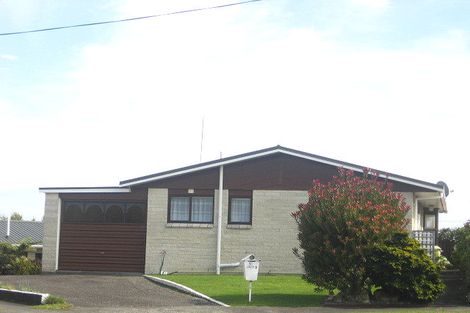 Photo of property in 1/13 Lydford Place, Spotswood, New Plymouth, 4310