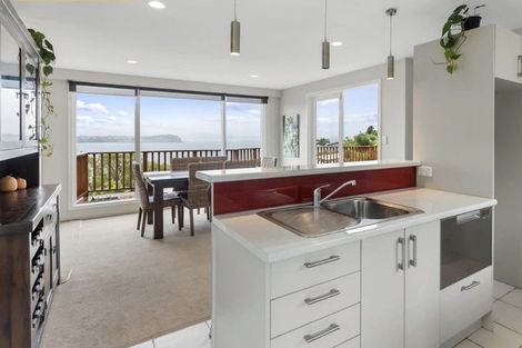 Photo of property in 1104 Whangaparaoa Road, Tindalls Beach, Whangaparaoa, 0930