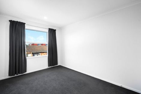 Photo of property in 2/178 Old Farm Road, Hamilton East, Hamilton, 3216