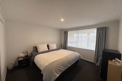 Photo of property in 1/96 Lake Terrace Road, Burwood, Christchurch, 8061