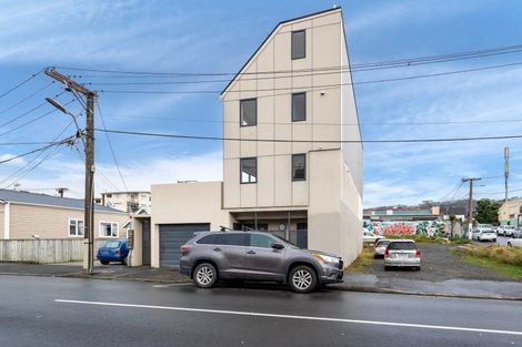 Photo of property in 72 Daniell Street, Newtown, Wellington, 6021