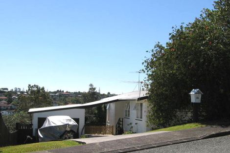 Photo of property in 13 Acacia Road, Torbay, Auckland, 0632