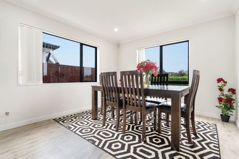 Photo of property in 18 Softwood Avenue, Takanini, 2110