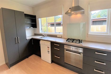 Photo of property in 18 Bowenvale Avenue, Cashmere, Christchurch, 8022