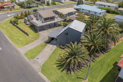 Photo of property in 5 Surf Street, Whitianga, 3510