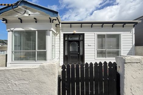 Photo of property in 432 Adelaide Road, Berhampore, Wellington, 6023